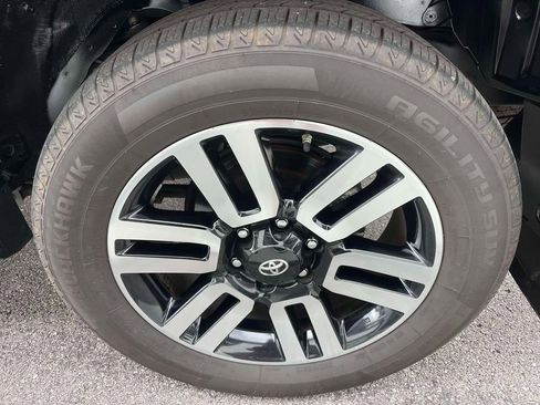 Used 2021 Toyota 4Runner Limited AWD/4WD image 11