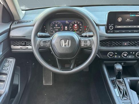 Used 2023 Honda Accord LX image 27