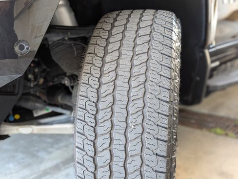 Used 2025 GMC Hummer EV 2X image 41