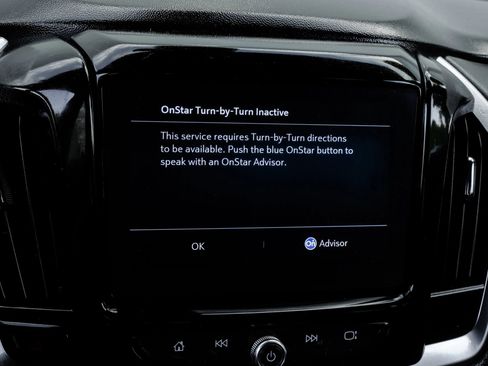 Used 2022 Chevrolet Traverse LT FWD image 36