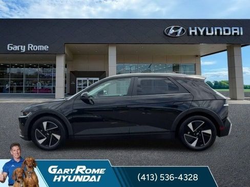 Used 2025 Hyundai Ioniq 5 SE AWD/4WD image 5
