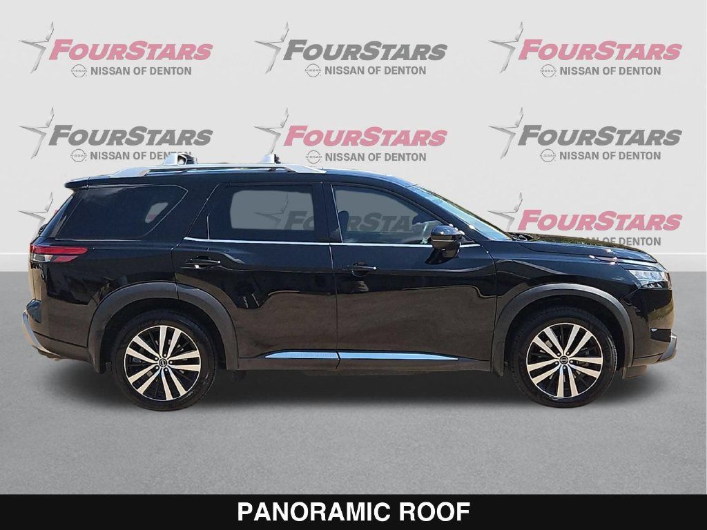Used 2024 Nissan Pathfinder Platinum w/ Cargo Package FWD image 3