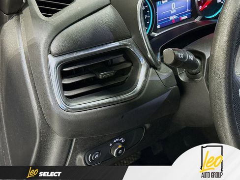 Used 2019 Chevrolet Equinox LT FWD image 12