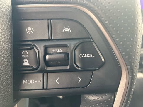 Used 2025 Toyota 4Runner SR5 image 20