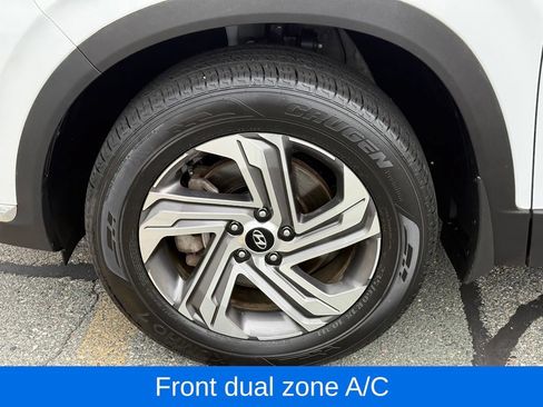Used 2023 Hyundai Santa Fe SEL w/ Premium Package AWD/4WD image 10