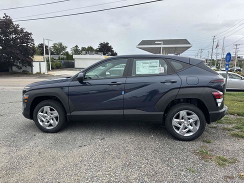 New 2026 Hyundai Kona SE image 2