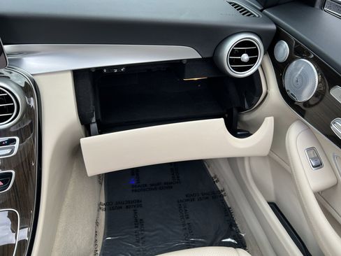 Used 2023 Mercedes-Benz C 300 4MATIC Cabriolet image 38