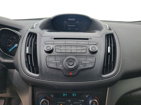 Used 2017 Ford Escape SE FWD image 19