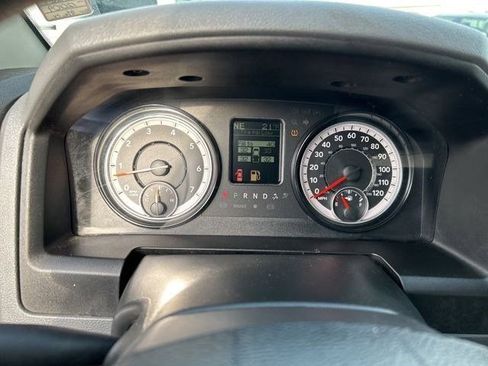 Used 2020 RAM 1500 Classic SLT image 15