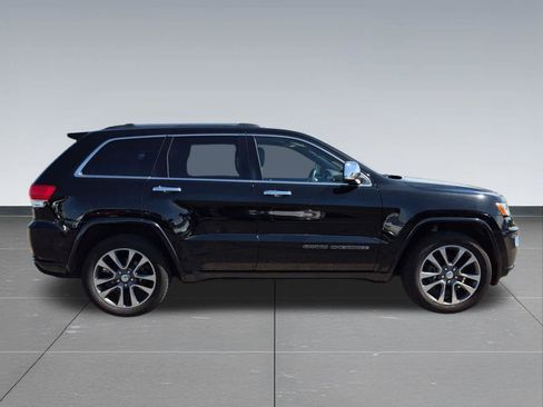 Used 2017 Jeep Grand Cherokee Overland AWD/4WD image 7