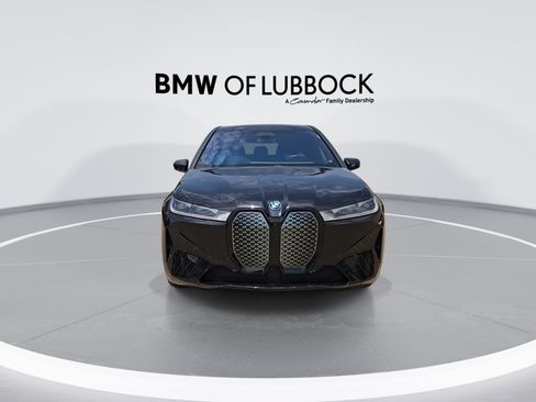 Used 2024 BMW iX xDrive50 w/ Premium Package AWD/4WD image 3