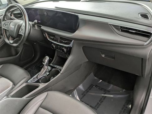 Used 2024 Buick Encore GX Sport Touring image 31