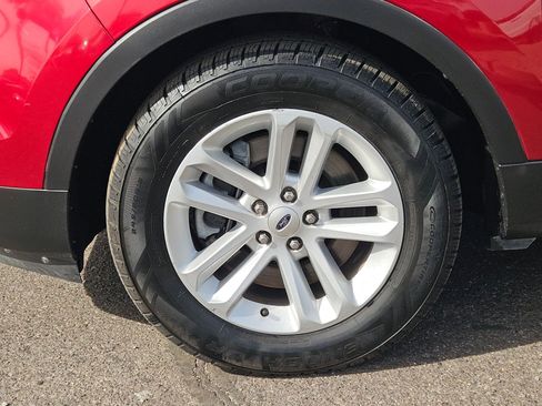 Used 2013 Ford Explorer XLT image 10