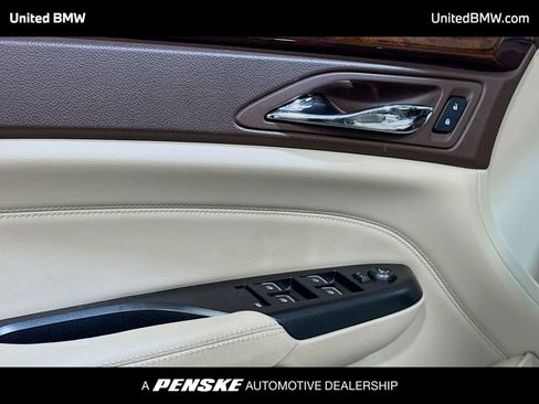 Used 2016 Cadillac SRX Luxury w/ Driver Awareness Package FWD image 3