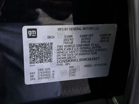 Used 2024 Chevrolet Tahoe RST w/ Sport Performance Package AWD/4WD image 38