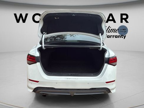 Used 2023 Nissan Sentra SR w/ Electronics Package image 18