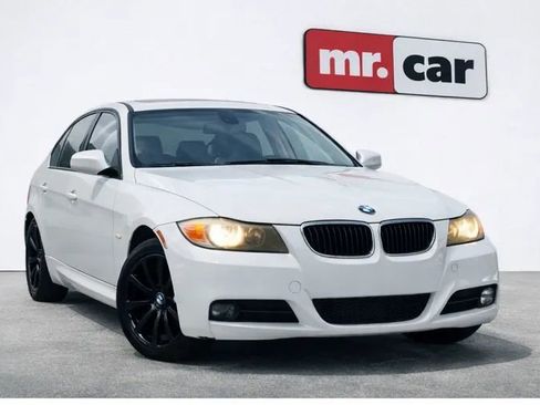 Used 2011 BMW 328i Sedan RWD image 1