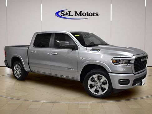 New 2026 RAM 1500 Big Horn AWD/4WD image 9