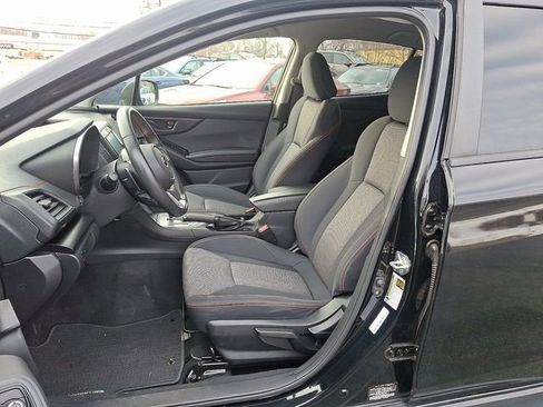 Used 2023 Subaru Crosstrek 2.0i Premium image 14