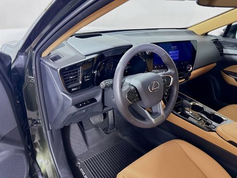 Used 2025 Lexus NX 350h AWD w/ Accessory Package (2T) image 9