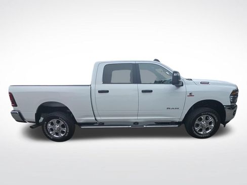 Used 2025 RAM 2500 Big Horn AWD/4WD image 6