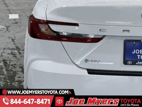 Used 2026 Toyota Camry LE w/ Convenience Package image 10