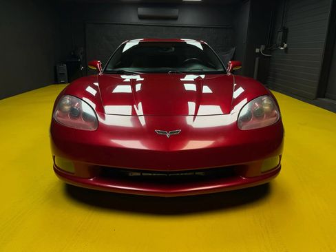 Used 2008 Chevrolet Corvette Coupe w/ Preferred Equipment Group RWD image 2