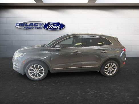 Used 2017 Lincoln MKC Select AWD/4WD image 3