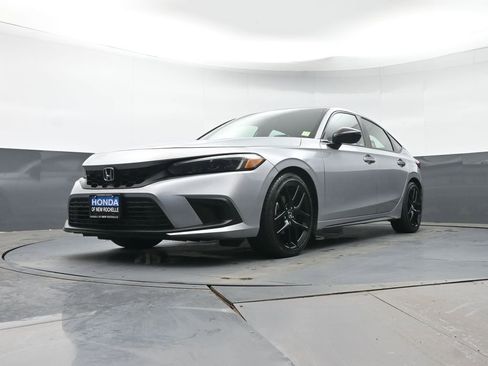 Used 2023 Honda Civic Sport image 23