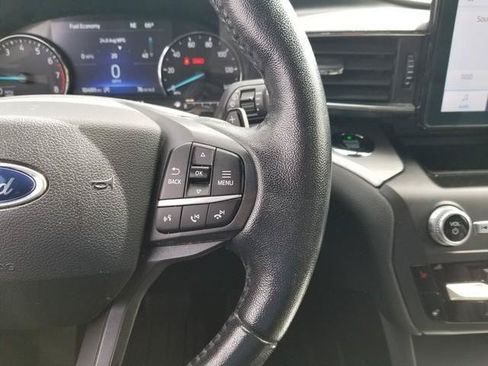 Used 2020 Ford Explorer XLT w/ Equipment Group 202A AWD/4WD image 27