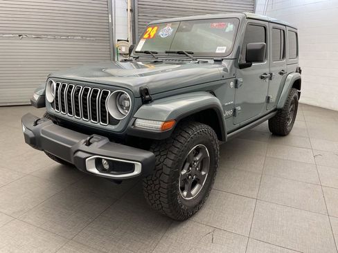 Certified 2024 Jeep Wrangler Sahara w/ Technology Group image 3