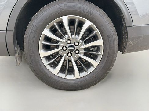 Used 2023 Lincoln Nautilus AWD w/ Premium Package image 36