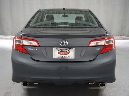 Used 2012 Toyota Camry SE image 7