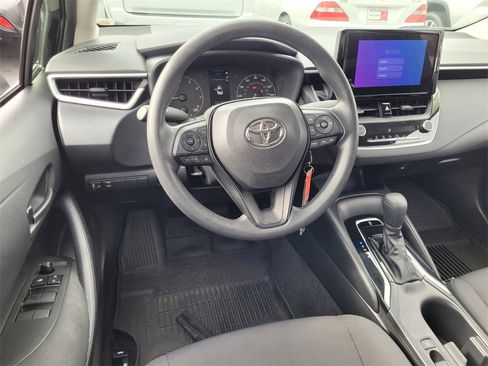 Certified 2023 Toyota Corolla LE image 6