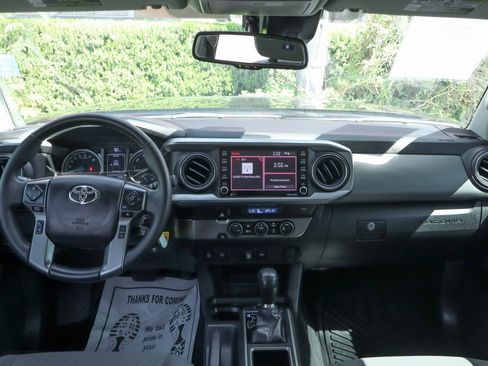 Used 2022 Toyota Tacoma SR5 image 25