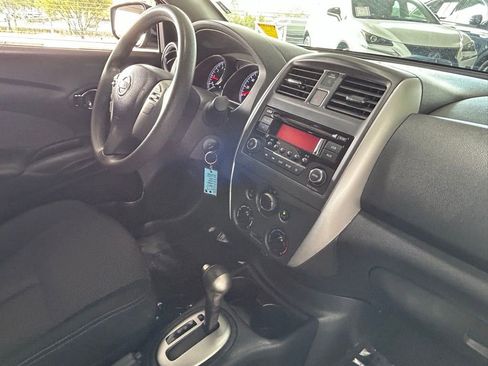 Used 2016 Nissan Versa SV image 31