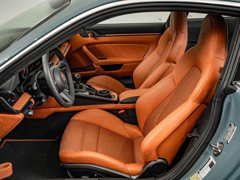 Certified 2024 Porsche 911 GT3 RS RWD image 5