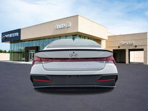 Certified 2026 Hyundai Elantra Sport FWD image 5