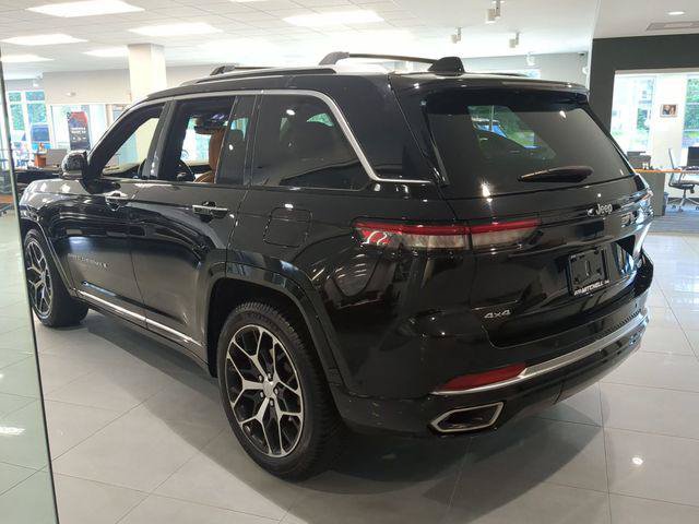 Certified 2023 Jeep Grand Cherokee Summit AWD/4WD image 6