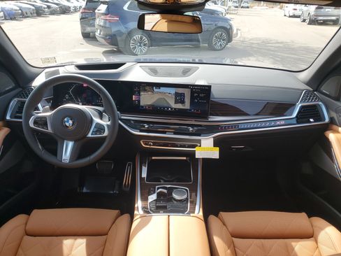 New 2026 BMW X5 xDrive40i w/ M Sport Package AWD/4WD image 21