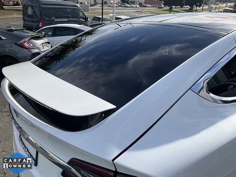 Used 2017 Tesla Model X 75D image 84