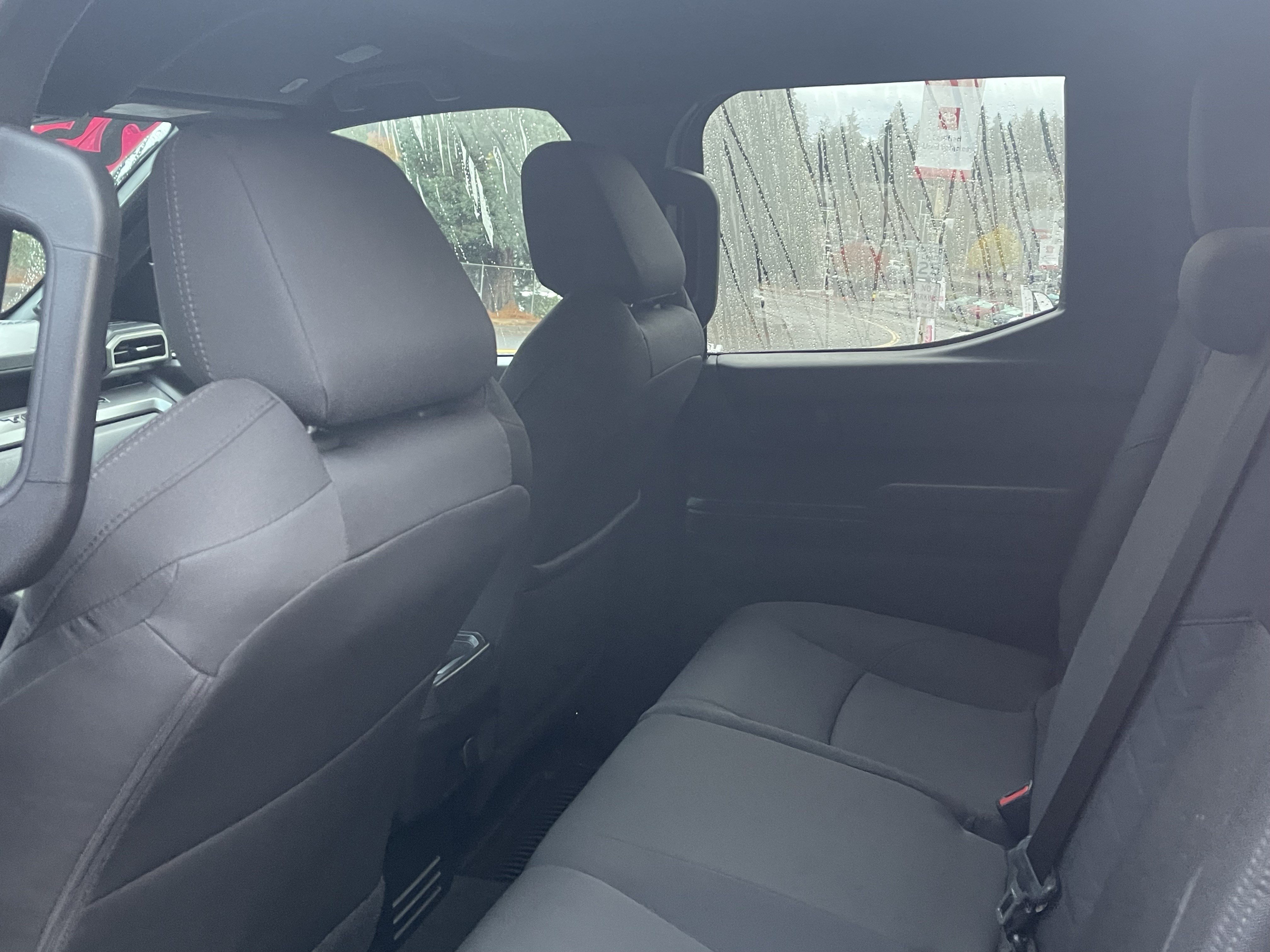 Used 2025 Toyota Tacoma SR5 AWD/4WD image 14