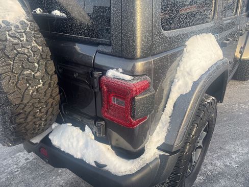 Used 2018 Jeep Wrangler Unlimited Rubicon image 4