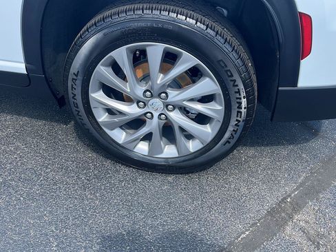 Used 2026 Buick Enclave Preferred AWD/4WD image 37