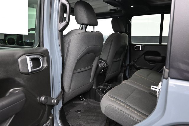 Used 2024 Jeep Wrangler Unlimited Sport AWD/4WD image 19