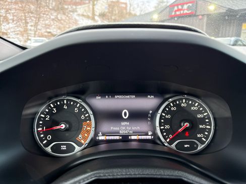 Used 2019 Jeep Renegade Trailhawk image 43