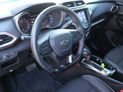 Certified 2023 Chevrolet TrailBlazer RS w/ Sun and Liftgate Package image 32