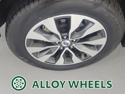 Certified 2025 Subaru Outback Limited XT image 13