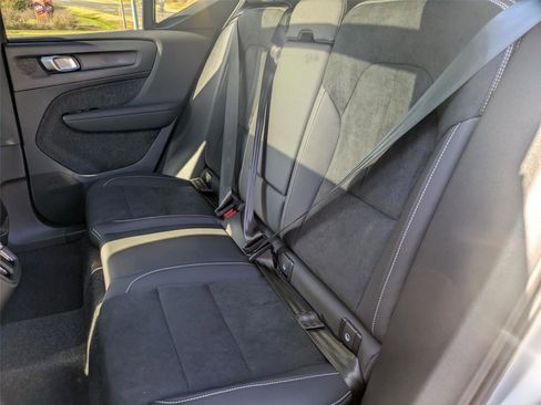 New 2026 Volvo XC40 B5 Ultra w/ Protection Package Premier image 11