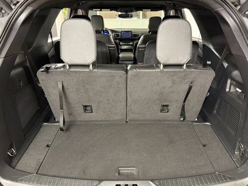 Used 2022 Ford Explorer ST-Line w/ Class IV Trailer Tow Package AWD/4WD image 35